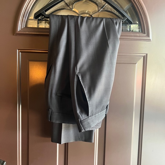 Hugo Boss grey suit 🔥 - Picture 11 of 11